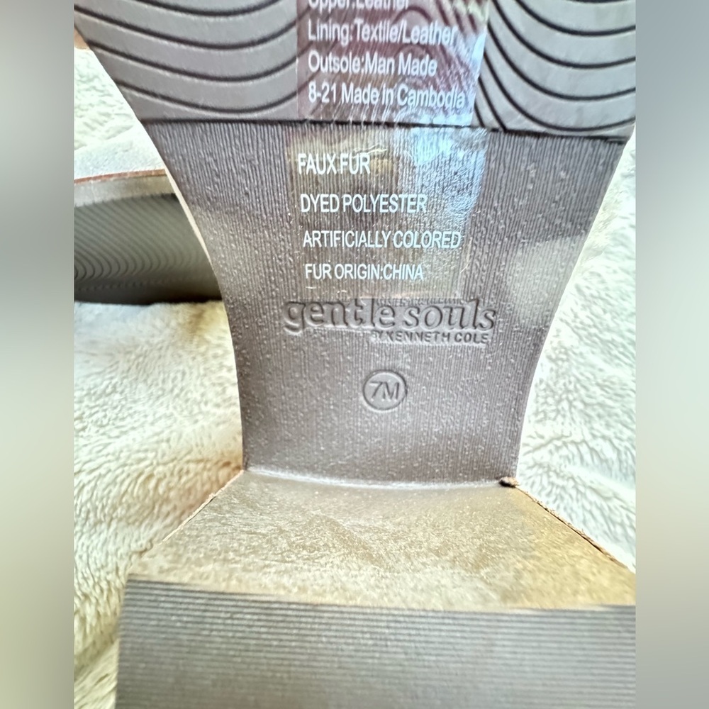 Gentle Souls by Kenneth Cole Women's Women's Best 65MM Zip Cozy Boot, 7 NWT - Picture 9 of 9